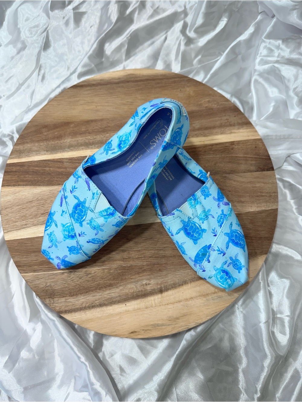 Toms Light Blue Sea Turtle Print Alpargata Flats Sz 6.5